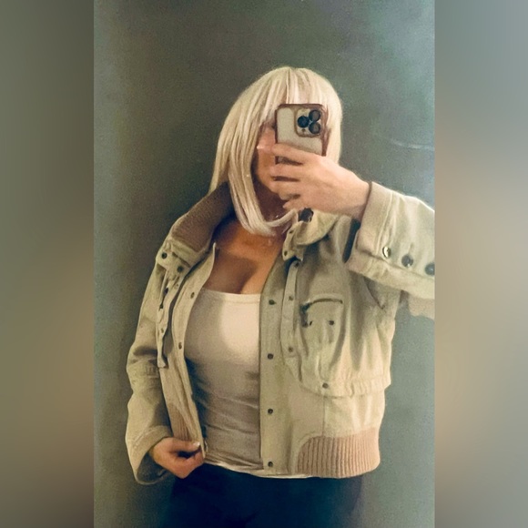 Jacket - Picture 1 of 6